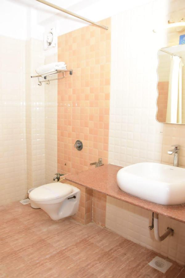 Hotel Shiv International Bhachau Dış mekan fotoğraf